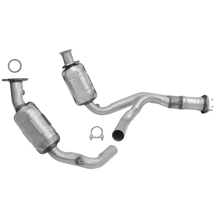 Catalytic Converter for Chevrolet Silverado 1500 Classic 2007 P-37676