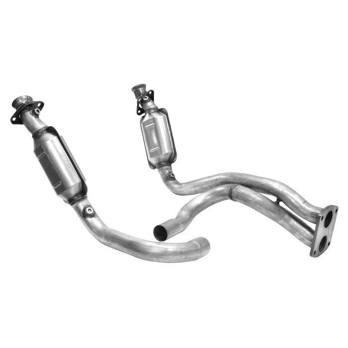 Front Catalytic Converter for Ford F-350 Super Duty RWD 2007 2006 2005 P-37681