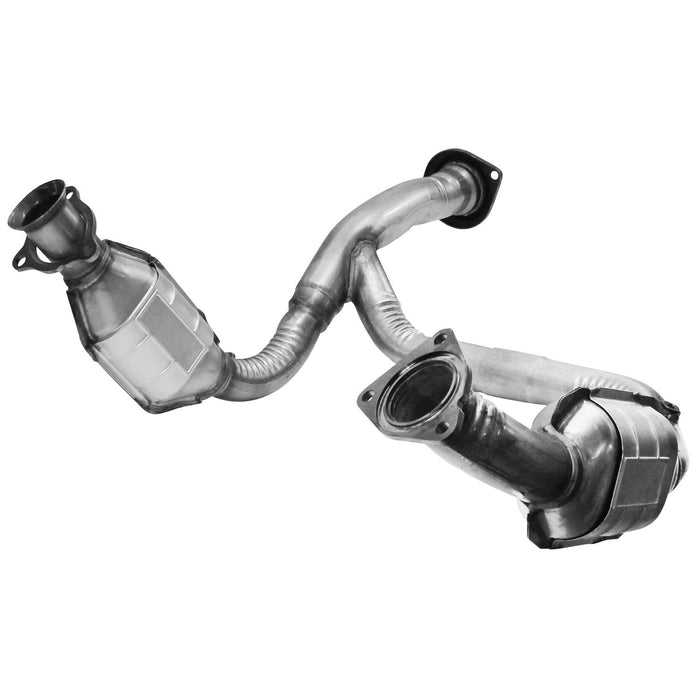 Catalytic Converter for Cadillac Escalade ESV 6.2L V8 2010 2009 2008 2007 P-37775