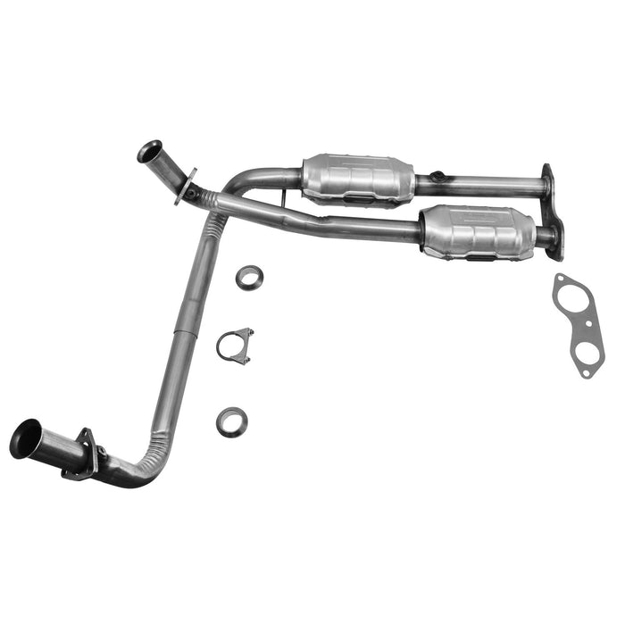 Catalytic Converter for GMC K2500 5.7L V8 1999 1998 1997 1996 P-37804