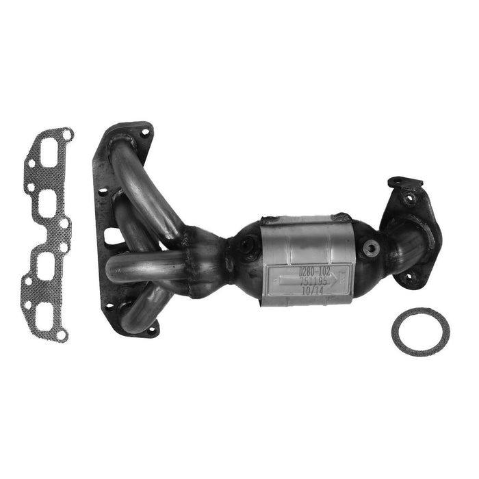 Front Catalytic Converter with Integrated Exhaust Manifold for Nissan Sentra 2.5L L4 2006 2005 2004 2003 2002 P-38418