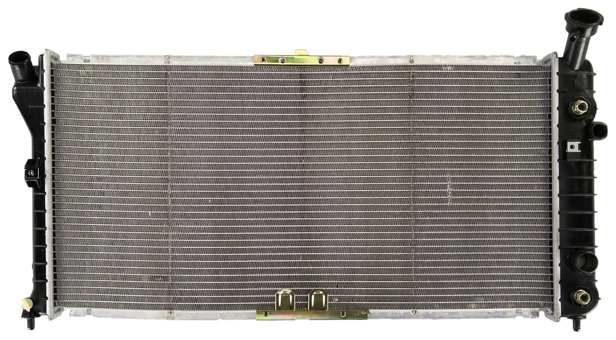 Radiator for Chevrolet Venture 3.4L V6 2000 1999 1998 1997 P-72976