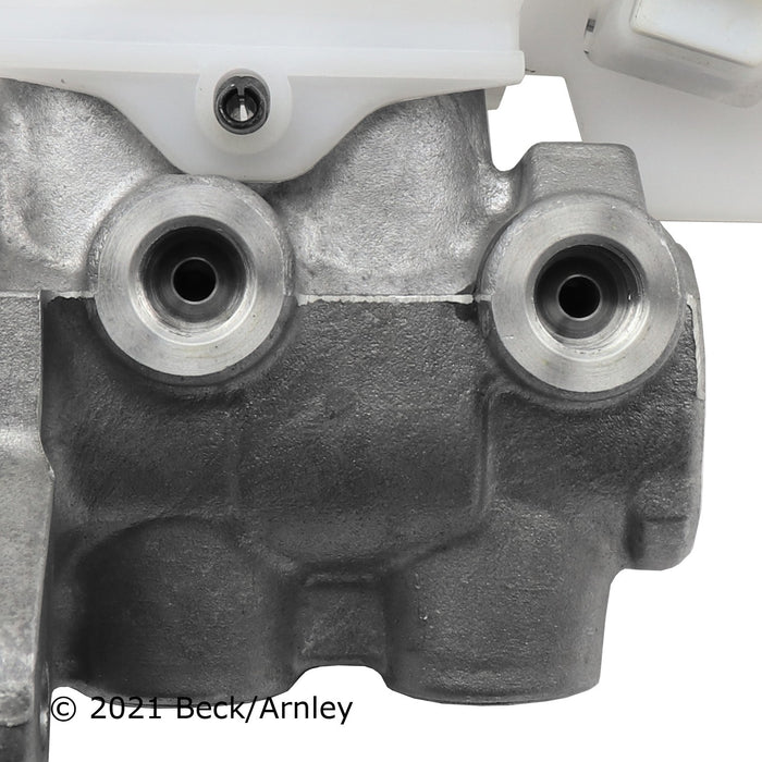 Brake Master Cylinder for Infiniti G35 3.5L V6 2008 2007 P-177548