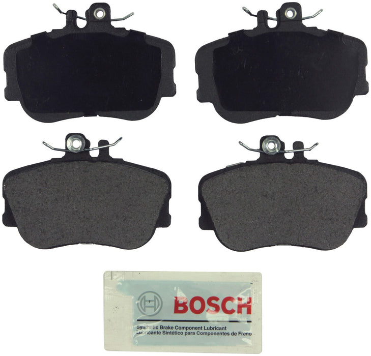 Front Disc Brake Pad Set for Mercedes-Benz C230 1998 1997 1996 P-2328775