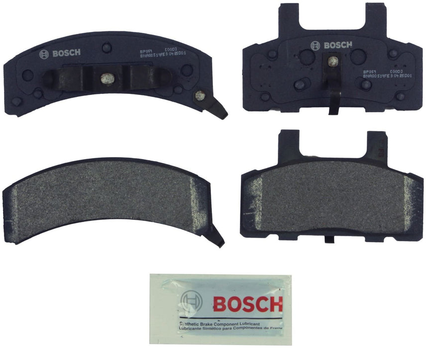 Front Disc Brake Pad Set for Chevrolet Blazer 1994 1993 1992 P-2334259