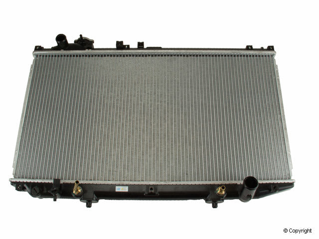 Radiator for Lexus GS300 3.0L L6 2005 2004 2003 2002 2001 2000 1999 1998 P-1388284