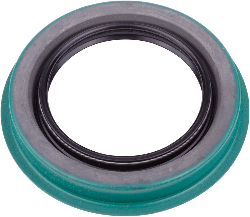 Front Wheel Seal for GMC K25 Suburban 4WD 1977 1976 1975 P-1324022