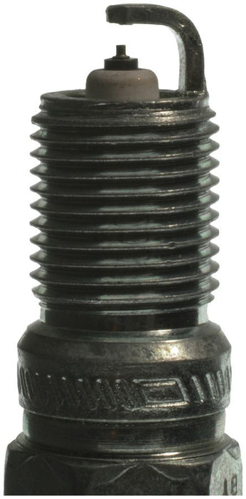 Spark Plug for Cadillac DeVille 4.6L V8 2005 2004 2003 2002 2001 2000 1999 1998 1997 1996 1995 1994 P-1367287