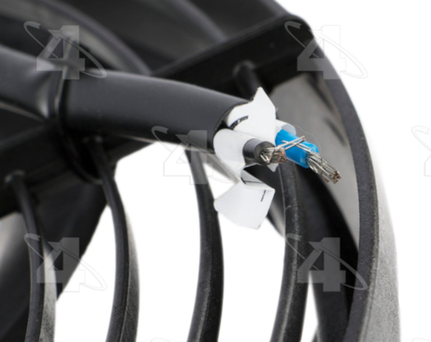 Engine Cooling Fan for GMC Sierra 2015 2014 2013 2012 2011 2010 2009 2008 2007 P-2556372