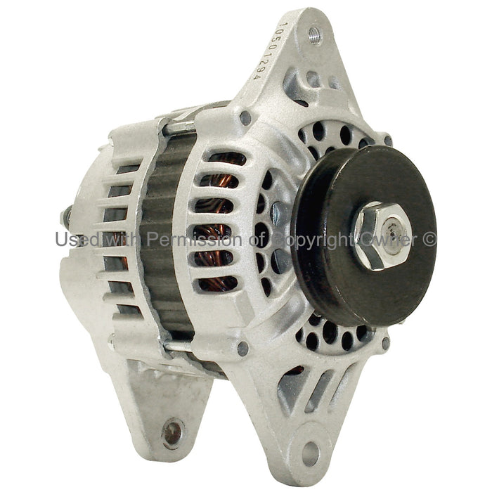 Alternator for Isuzu Pickup 1992 1991 1990 1989 1988 P-2700899