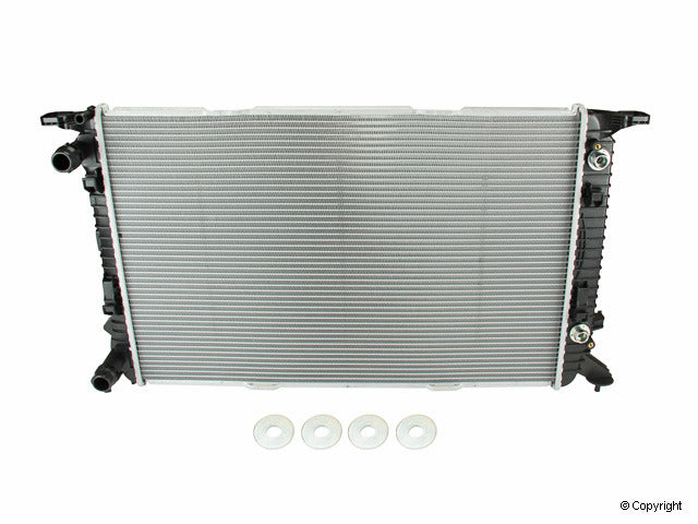 Radiator for Audi A5 Quattro 2.0L L4 2017 2016 2015 2014 2013 2012 2011 2010 P-610870