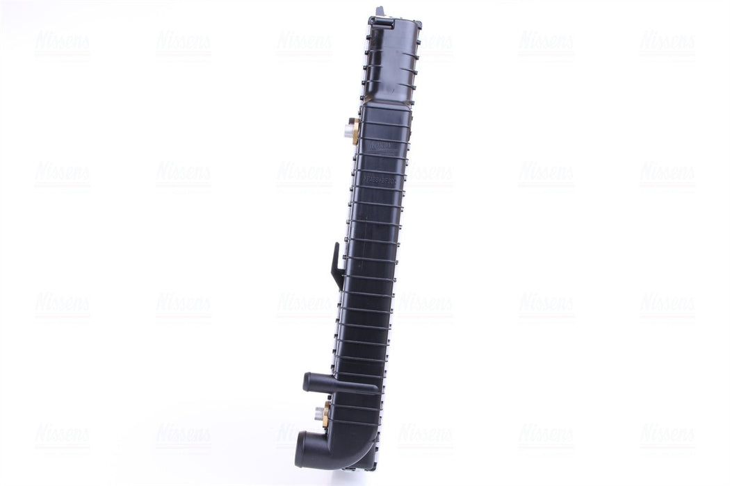 Radiator for Mercedes-Benz E320 3.2L V6 GAS 2003 2002 2001 2000 1999 1998 P-611166