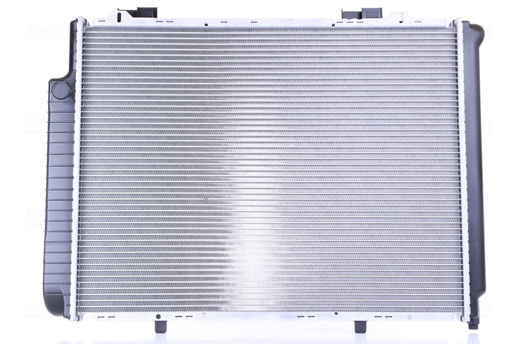 Radiator for Mercedes-Benz E320 3.2L V6 GAS 2003 2002 2001 2000 1999 1998 P-611166