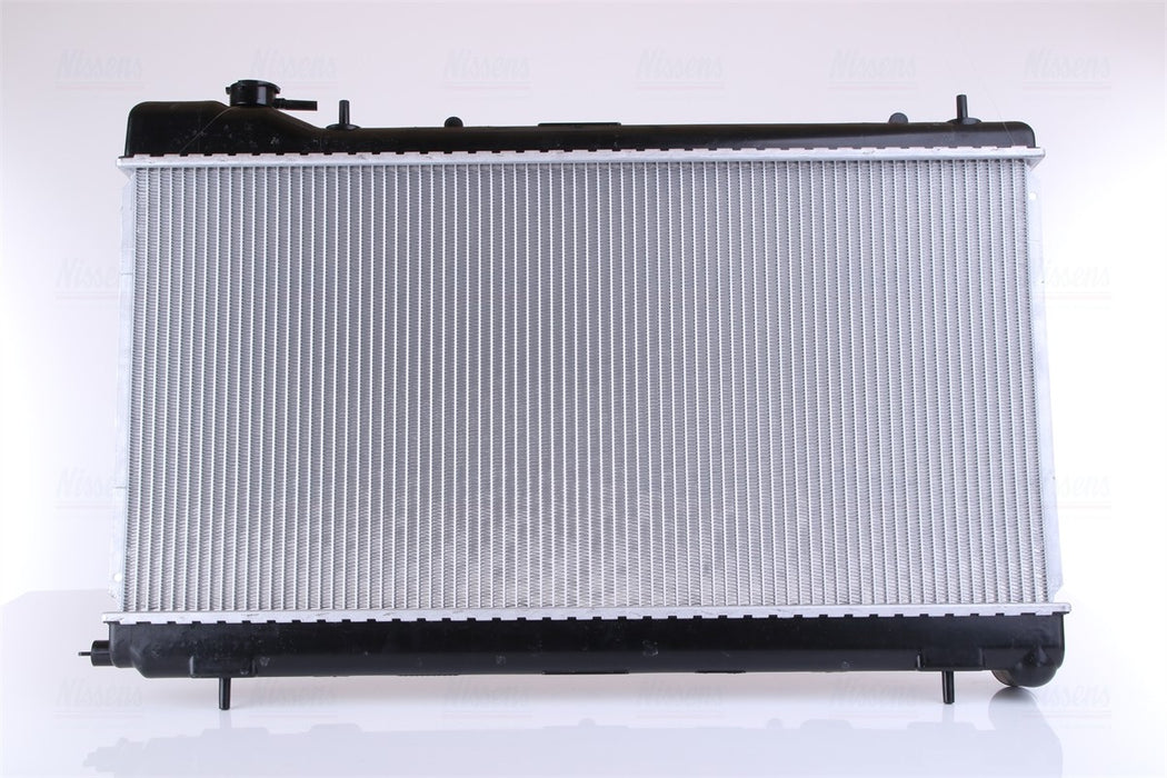 Front Radiator for Subaru Impreza 2.5L H4 GAS Manual Transmission 2001 2000 1999 P-611472