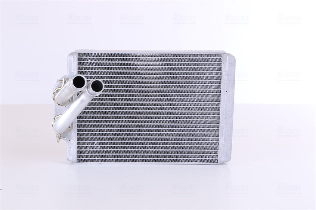 Left HVAC Heater Core for Mercedes-Benz ML55 AMG 5.5L V8 Base GAS 2003 2002 2001 2000 P-611682