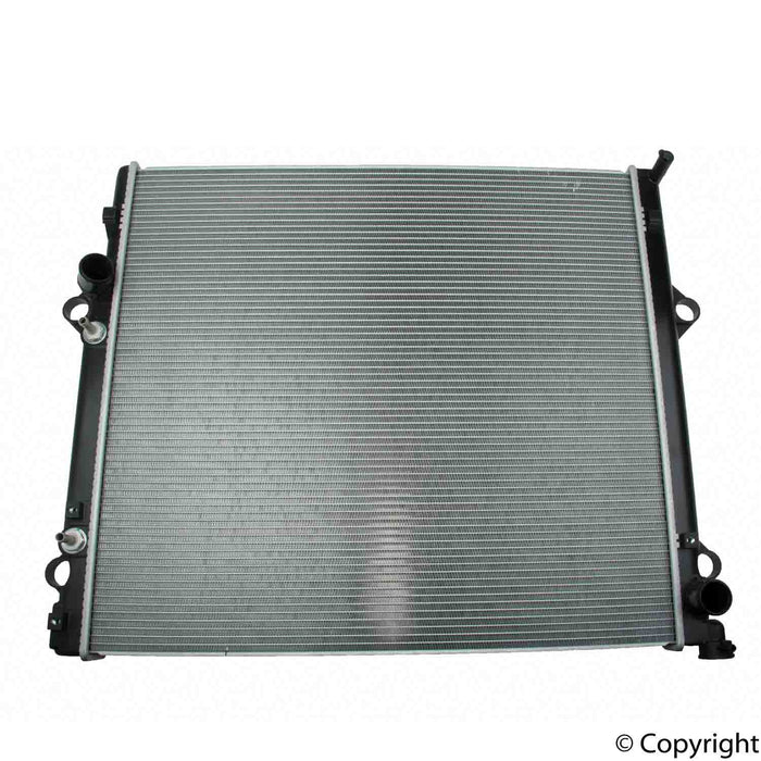 Radiator for Lexus GX470 2009 2008 2007 2006 2005 2004 2003 P-1752245