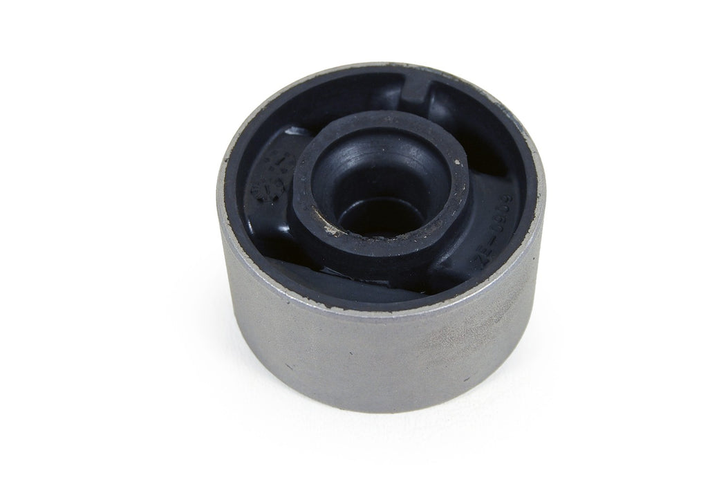 Front Lower Suspension Control Arm Bushing for BMW 318i 2-Door Convertible 1995 1994 P-629433