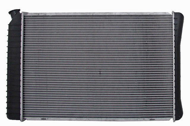 Radiator for GMC V2500 Suburban 5.7L V8 GAS 1991 1990 1989 1988 1987 P-637006