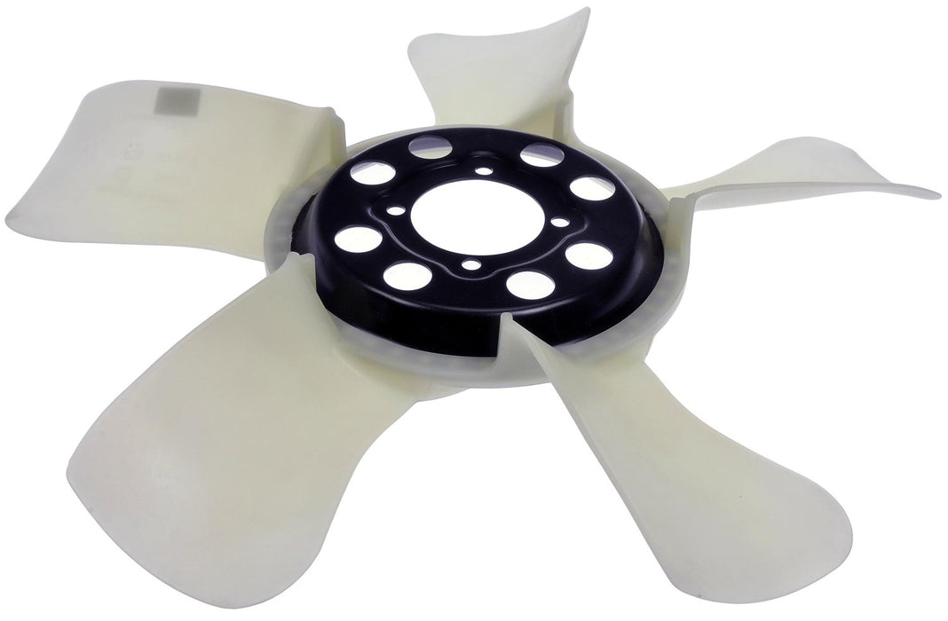 Engine Cooling Fan Blade for Dodge Durango 5.7L V8 2009 - Dorman 620-057