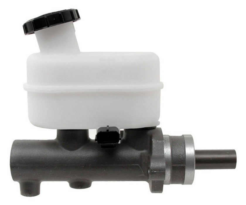 Brake Master Cylinder for Ford E-150 Econoline 2001 2000 1999 1998 1997 P-2106947