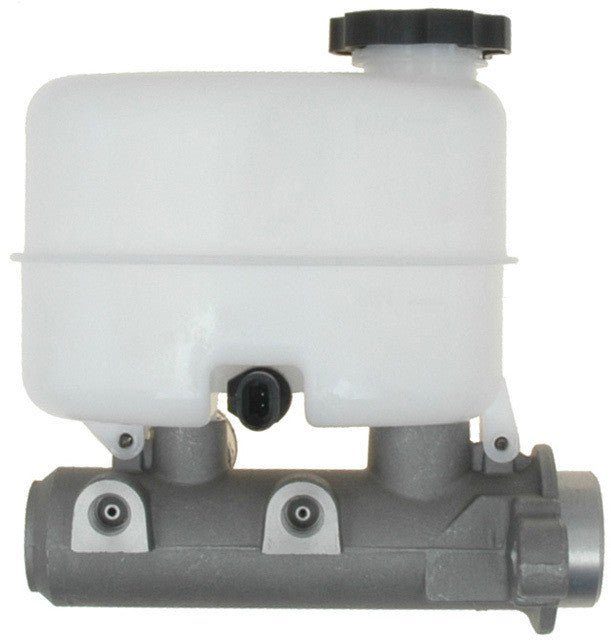 Brake Master Cylinder for GMC Sierra 2500 2002 2001 2000 1999 P-2107200