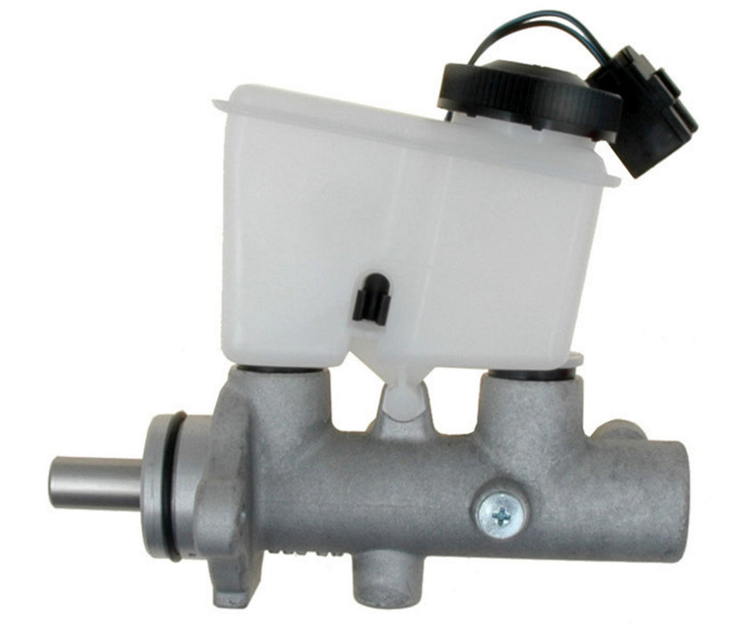 Brake Master Cylinder for Mazda 626 Automatic Transmission 2002 2001 2000 P-2107290