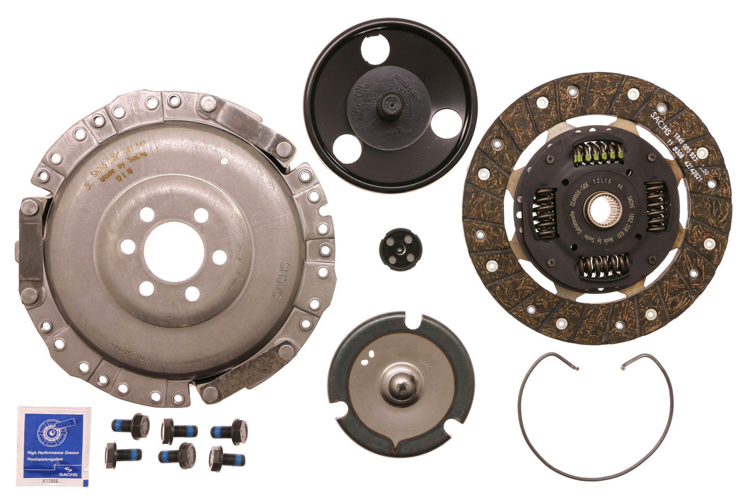 Clutch Kit for Volkswagen Cabrio 2.0L L4 2002 2001 2000 1999 1998 1997 1996 1995 P-3135241