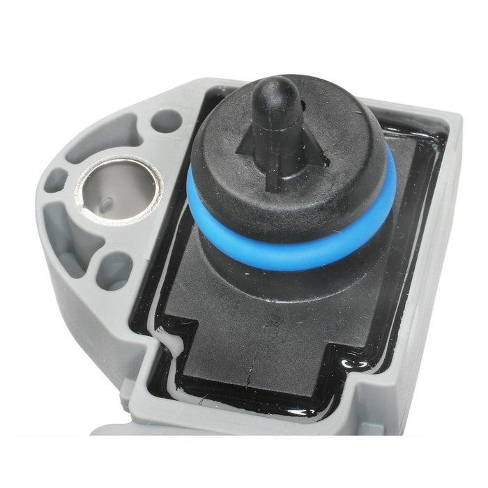 Fuel Pressure Sensor for Volvo V70 2010 2009 2008 2007 2006 2005 2004 2003 2002 2001 2000 P-2852432