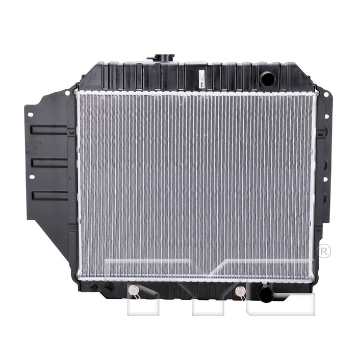 Radiator for Ford E-150 Econoline Club Wagon 4.9L L6 1996 1995 1994 1993 1992 P-3298572