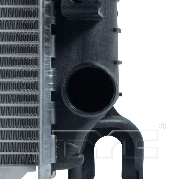 Radiator for Dodge Ram 2500 4.7L V8 GAS 2007 2006 2005 2004 2003 P-3309198