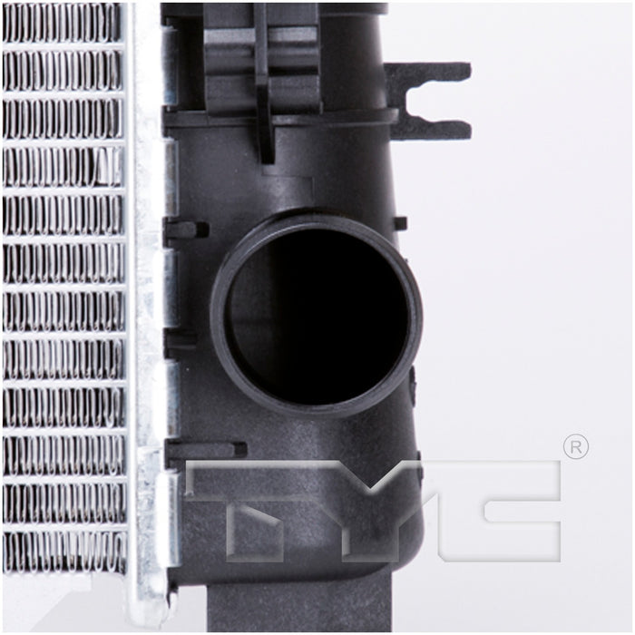 Radiator for Dodge Ram 2500 5.7L V8 2008 2007 2006 2005 2004 2003 P-3309370