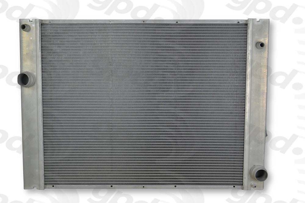 Radiator for BMW 530xi 3.0L L6 2007 2006 P-1497555