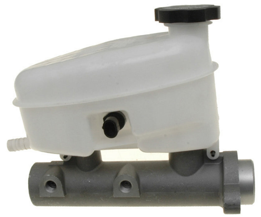 Brake Master Cylinder for Chevrolet Tahoe 2003 P-2107608