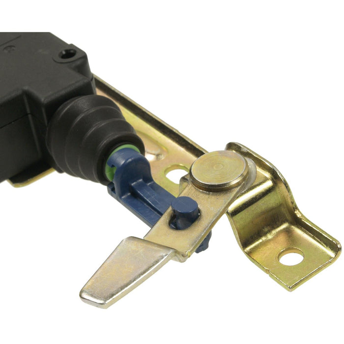 Door Lock Actuator for Chevrolet Blazer 2005 2004 2003 2002 2001 2000 1999 1998 1997 1996 1995 - Standard Ignition DLA-515