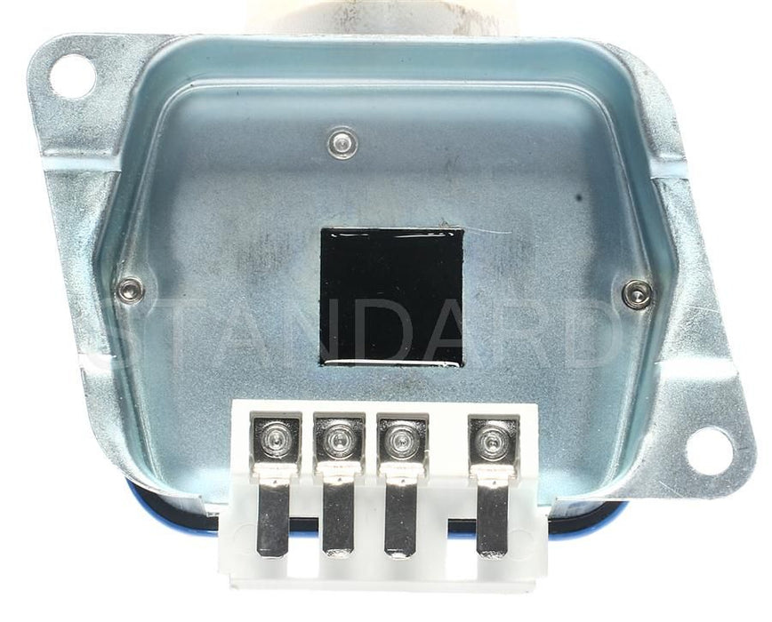 Voltage Regulator for Ford F-350 1992 1991 1990 1989 1988 1987 1986 1985 1984 1983 1982 1981 1980 1979 1978 1977 1976 - Standard Ignition VR-166