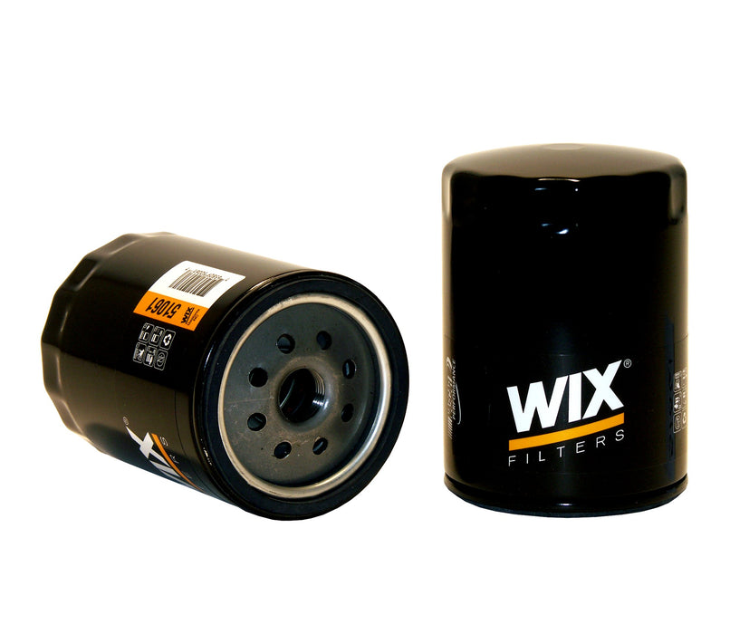 Engine Oil Filter for Chevrolet V2500 Suburban DIESEL 1991 1990 1989 - Wix 51061